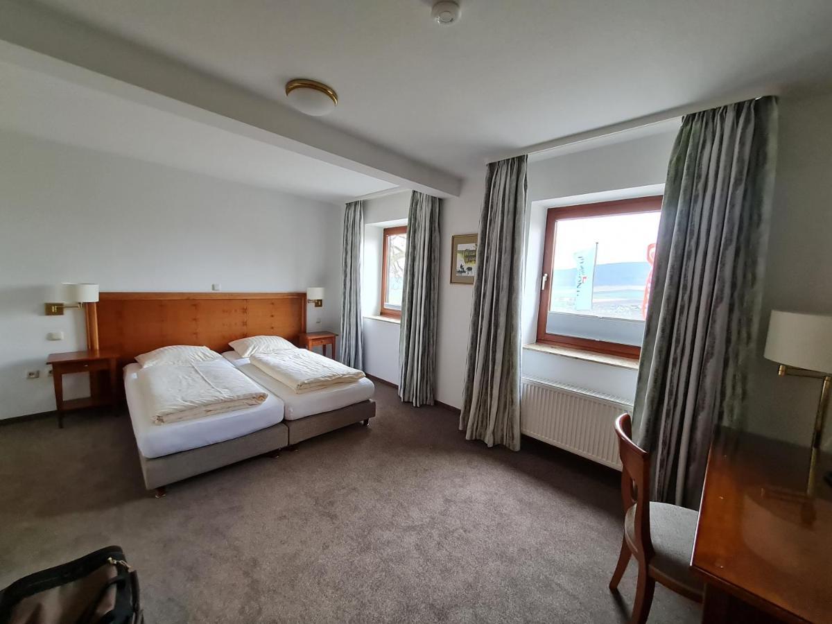 Hotel Waldquelle - Baumhaushotel 艾珍 外观 照片