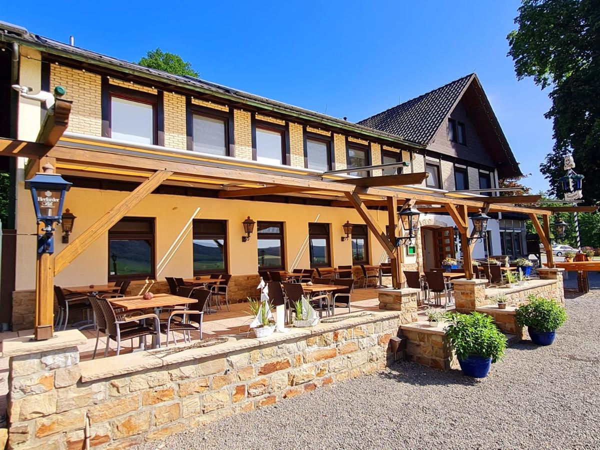 Hotel Waldquelle - Baumhaushotel 艾珍 外观 照片