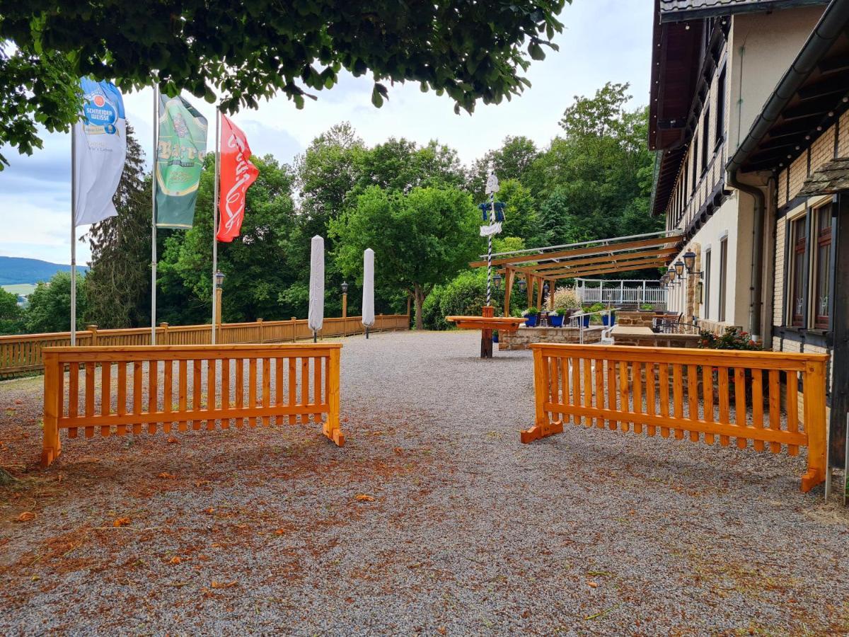 Hotel Waldquelle - Baumhaushotel 艾珍 外观 照片
