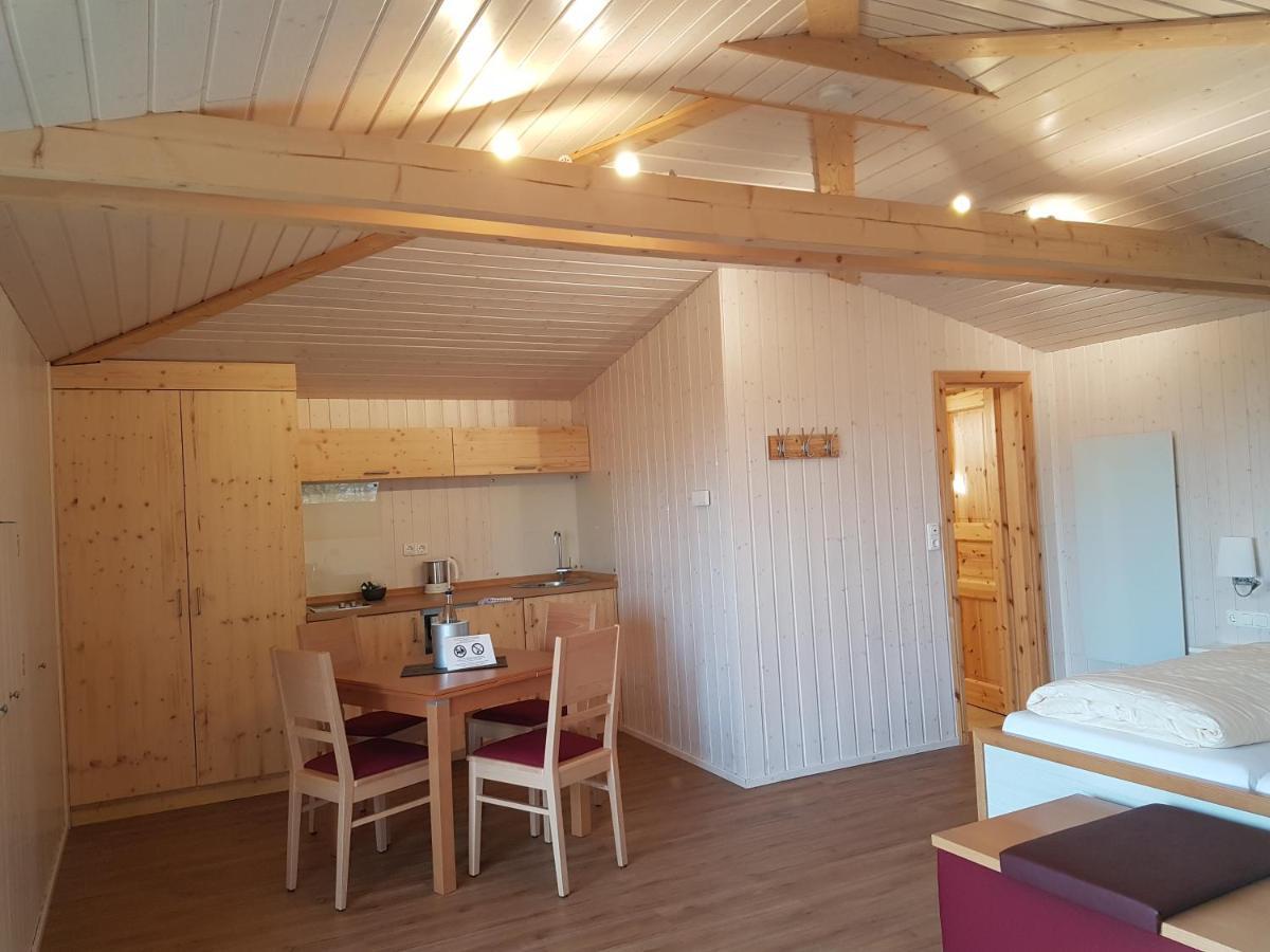 Hotel Waldquelle - Baumhaushotel 艾珍 外观 照片