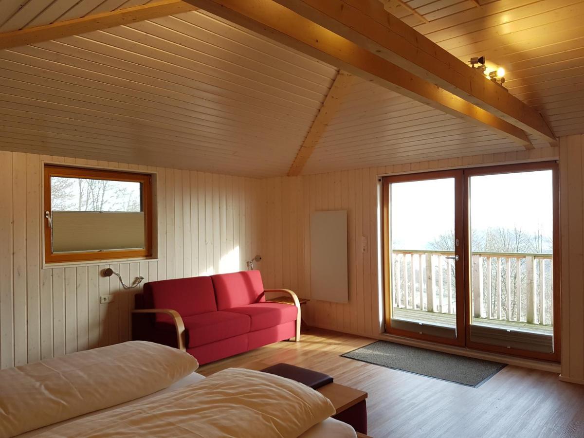 Hotel Waldquelle - Baumhaushotel 艾珍 外观 照片