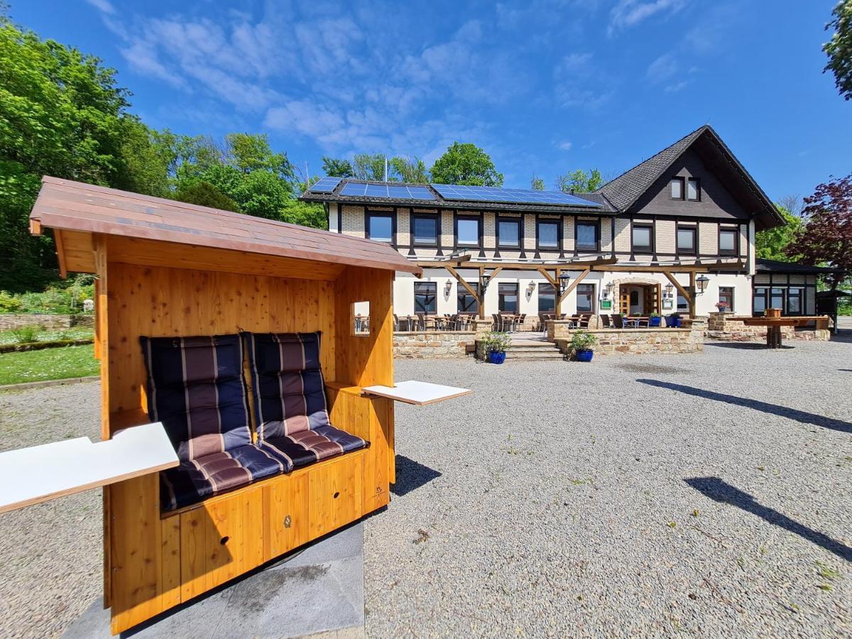 Hotel Waldquelle - Baumhaushotel 艾珍 外观 照片